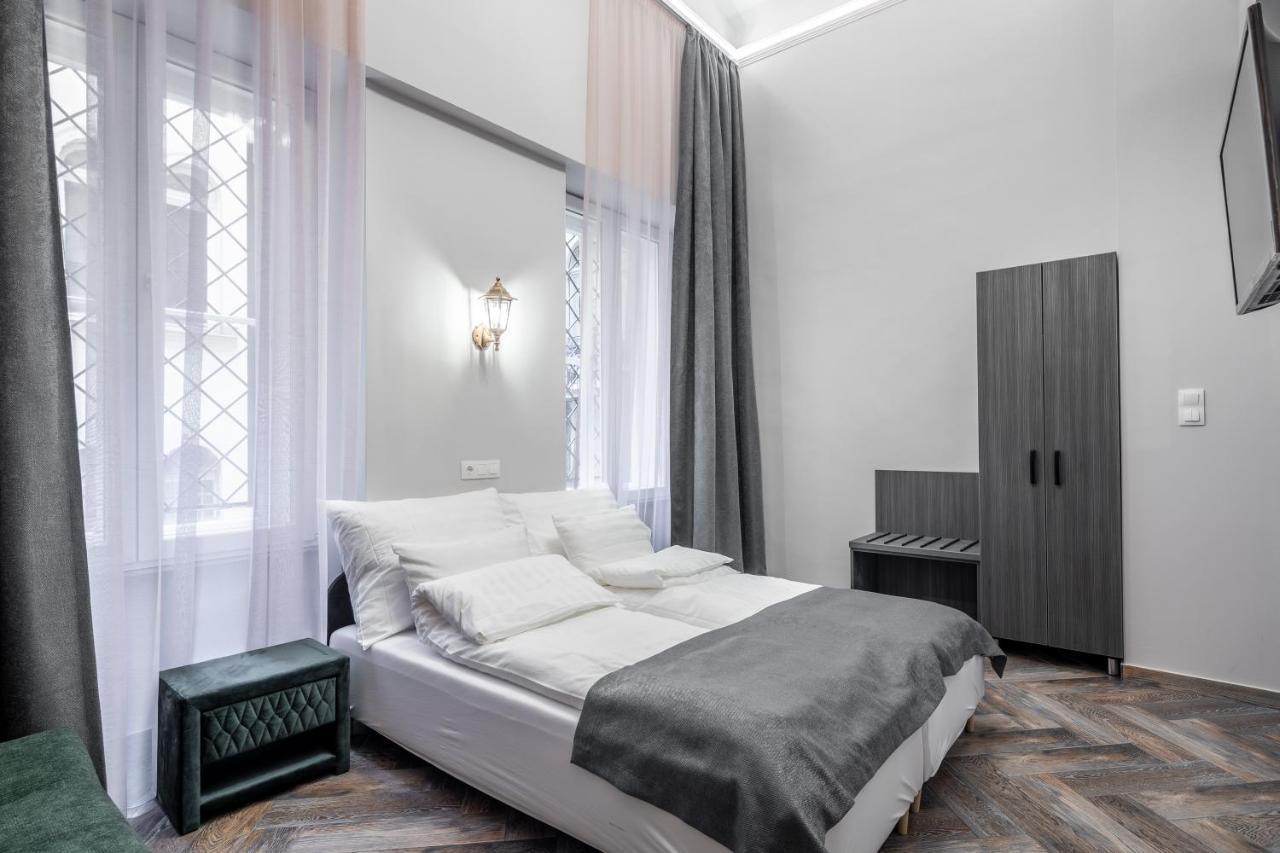 Stunning Apartment In The Hearth Of Budapest Luaran gambar