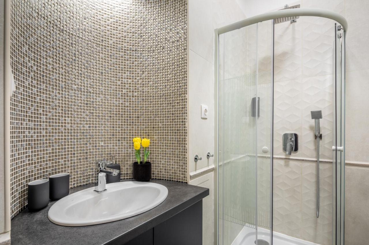 Stunning Apartment In The Hearth Of Budapest Luaran gambar